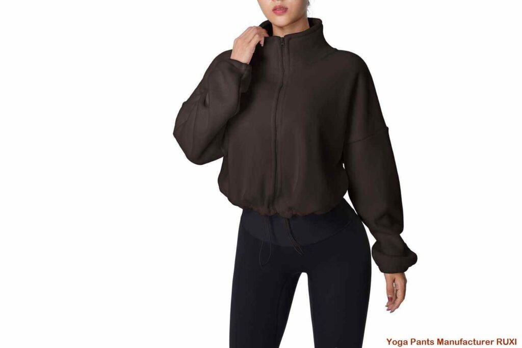 Best Heated Vest for Hunting Stay Warm Outdoors RUXI