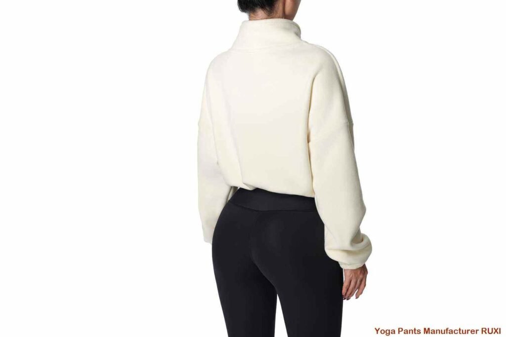 Affordable Yoga Clothes for Every Budget RUXI za560